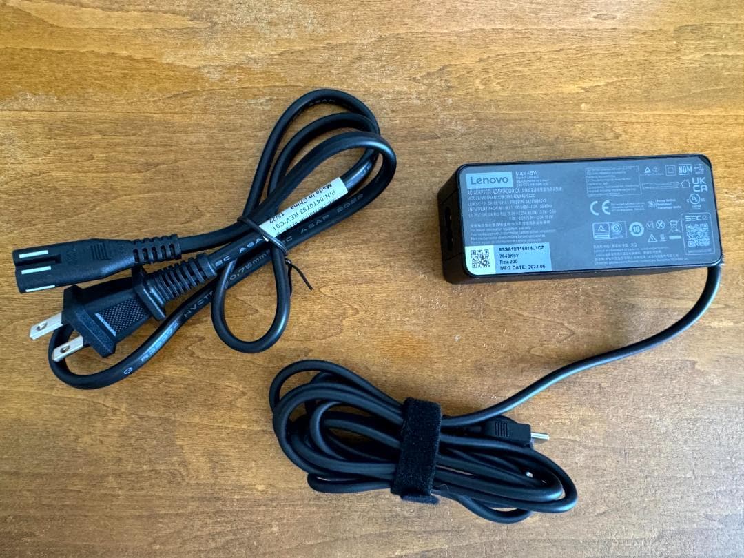 Windowsノート本体 Lenovo ThinkPad X1 Carbon Gen 10