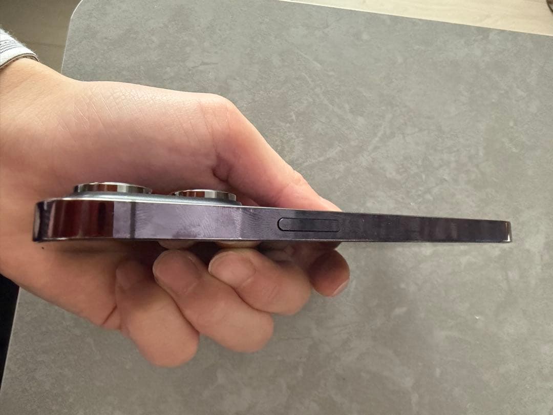 A*i様 Apple iPhone 14 Pro 512gb ディープパープル