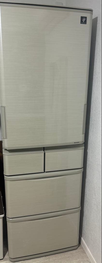 値下げ　412L両開き　シャーププラズマクラスター冷蔵庫　定価108000円