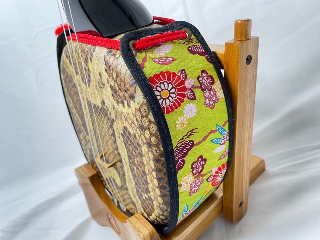 沖縄三線 強化張り・蛇皮二重張り