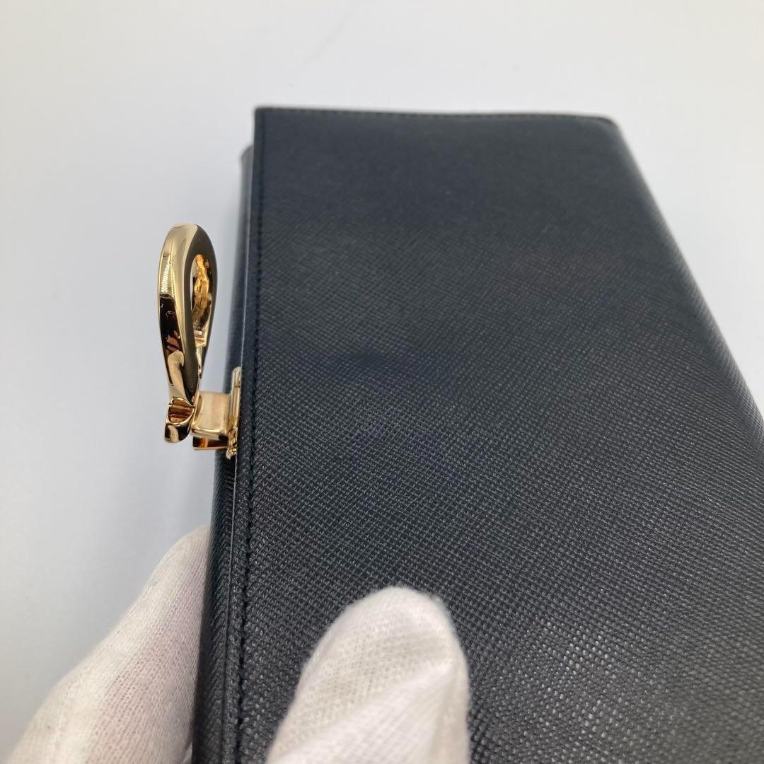 ！新品同然！　フェラガモ　長財布　ケース