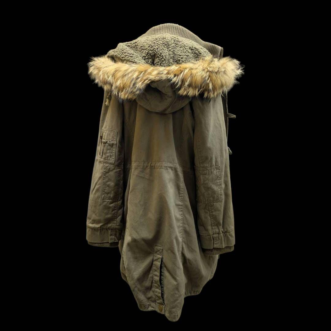 平成ギャル y2k グランジ　ファー付き　モッズコート　ダークコア　ギミック