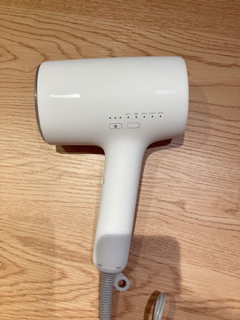 【美品】Panasonic ナノイー ヘアドライヤー EH-NA03 ホワイト