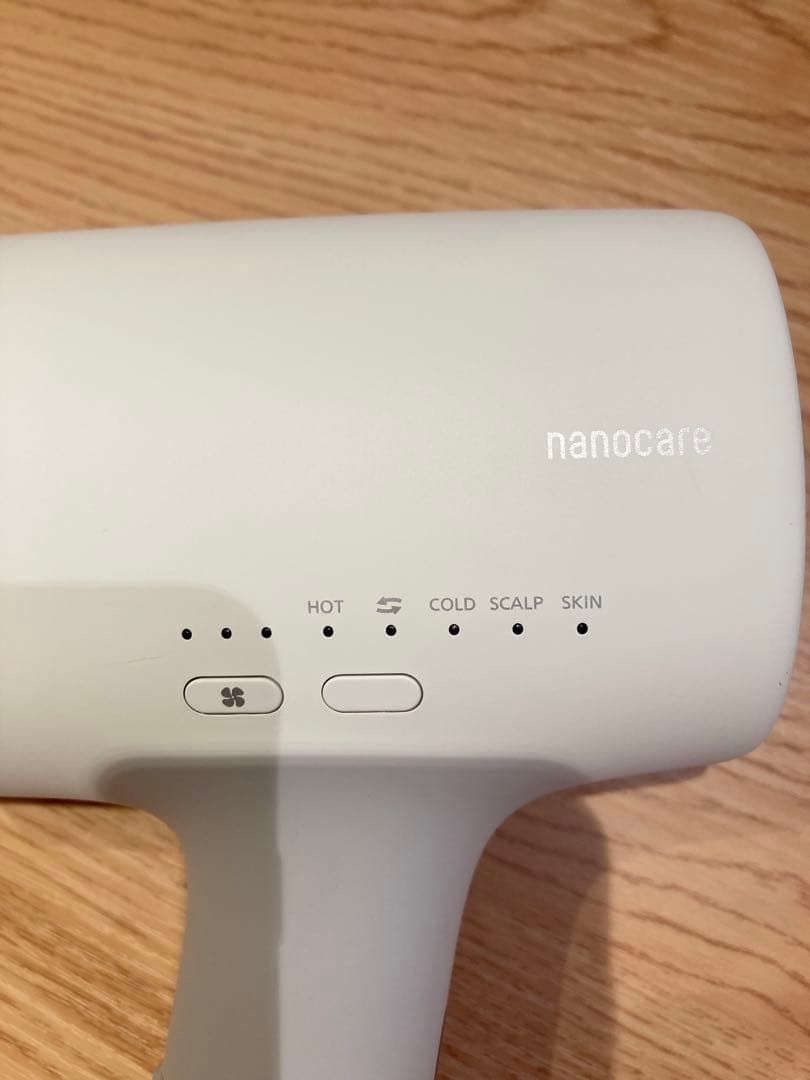 【美品】Panasonic ナノイー ヘアドライヤー EH-NA03 ホワイト