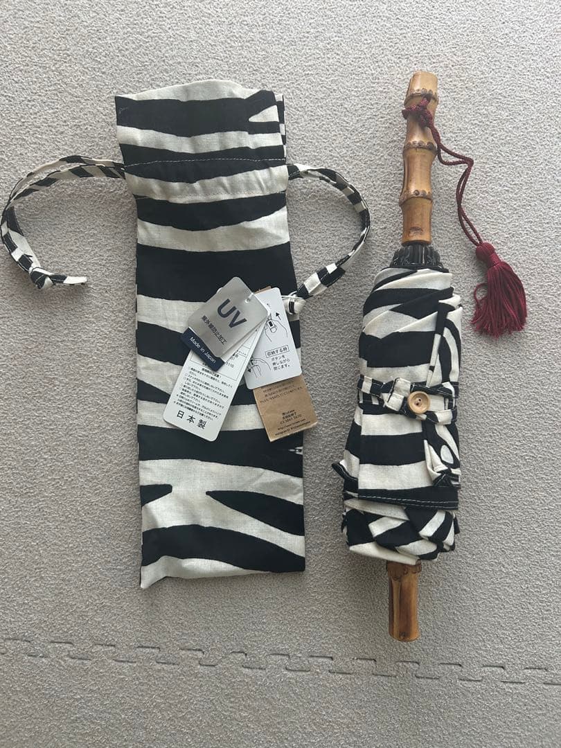 傳 tutaee(ツタエ)　ツタエノヒガサ　折り畳み日傘　***即購入可能***