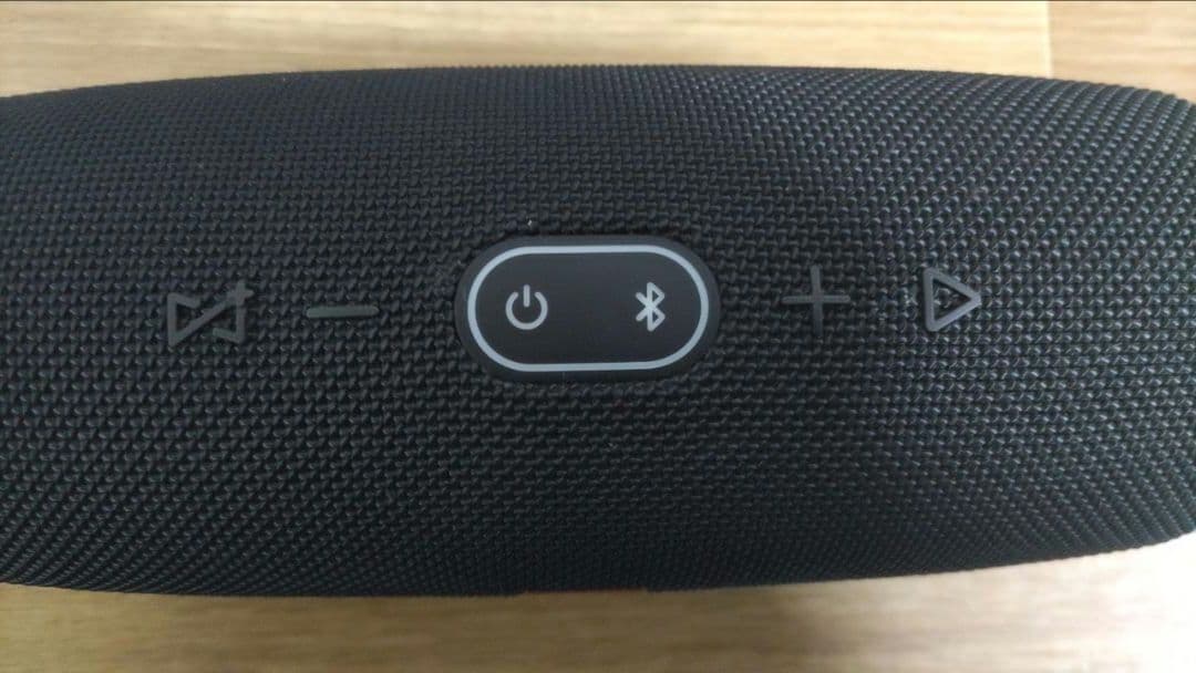 JBL Charge 4 スピーカー