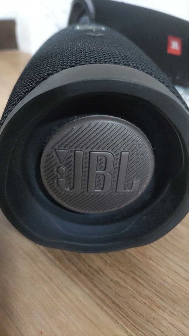 JBL Charge 4 スピーカー
