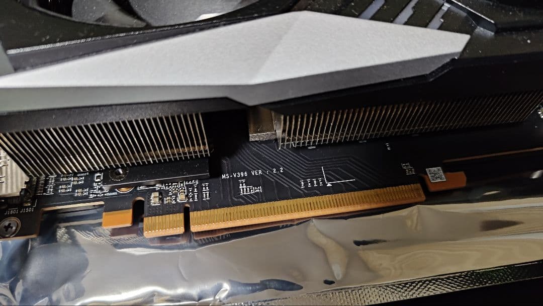 MSI　Radeon RX6800 GAMING X TRIO 16G