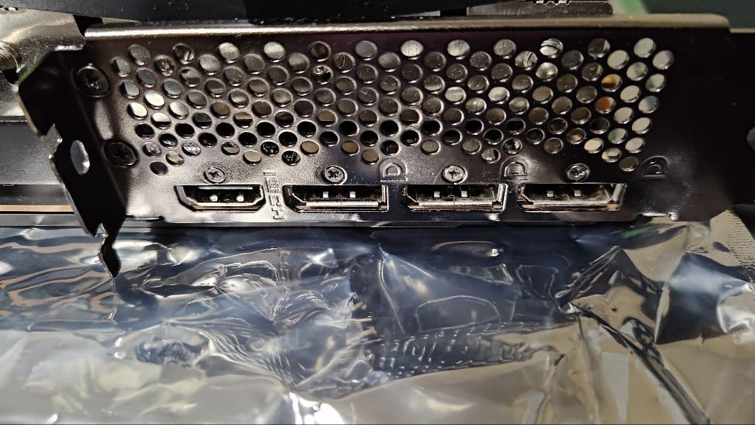 MSI　Radeon RX6800 GAMING X TRIO 16G