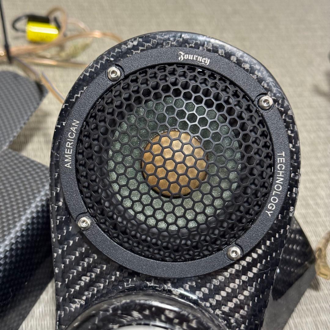 200系ハイエース　Journey カーボンピラーパネル　スピーカーセット