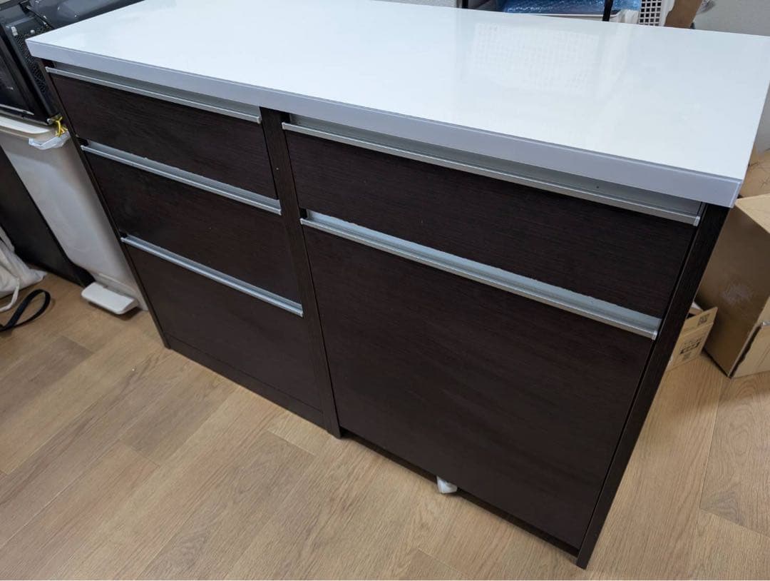 ニトリ　ダークブラウン 食器棚 4段引き出し ホワイト天板