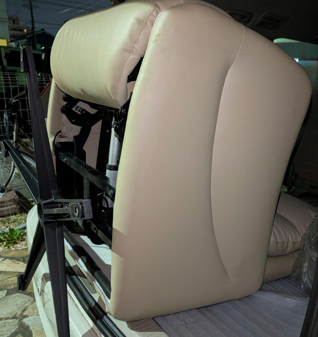 電動本革リクライニングパーソナルチェア(2モーターLE01BE)