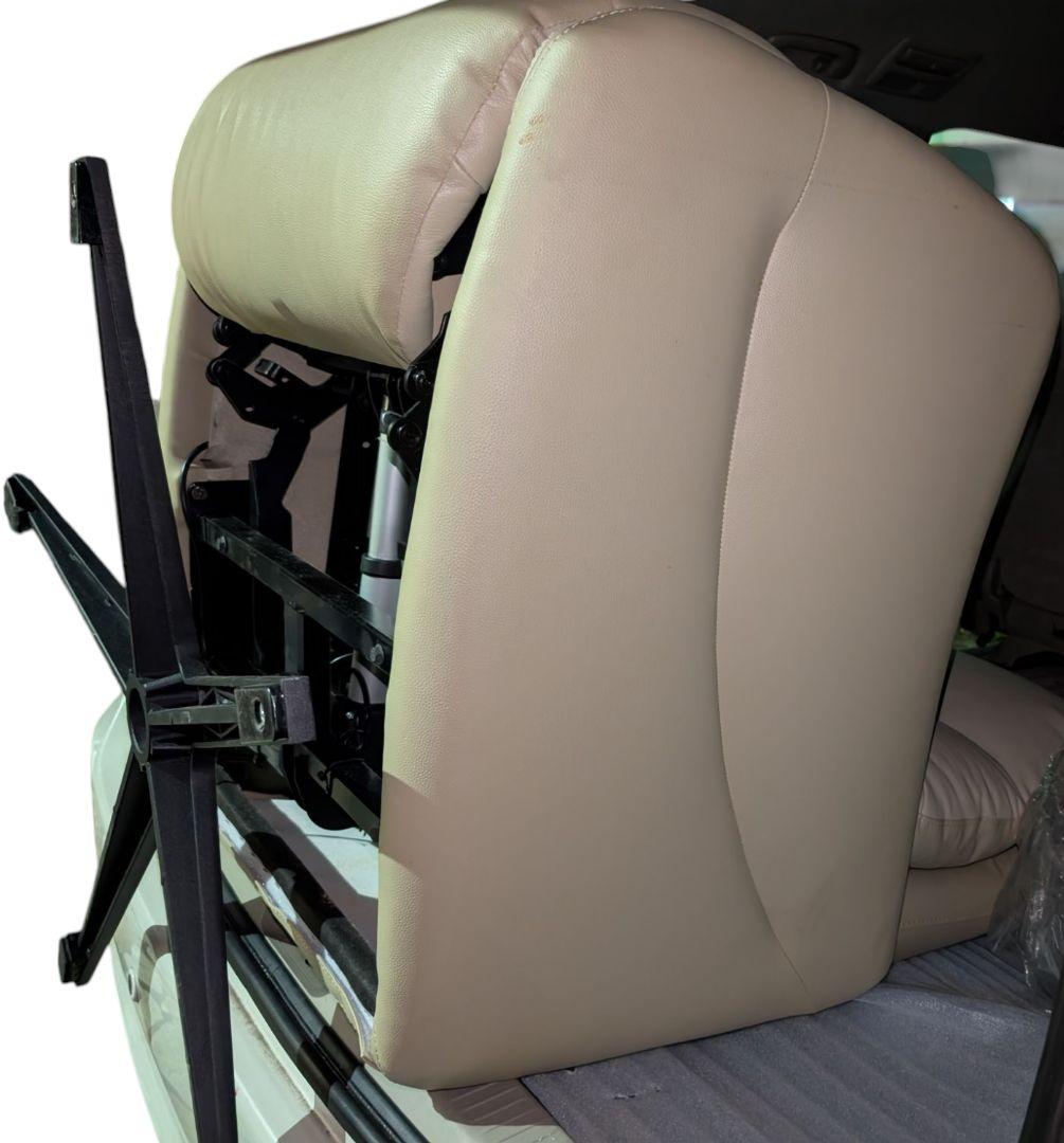 電動本革リクライニングパーソナルチェア(2モーターLE01BE)