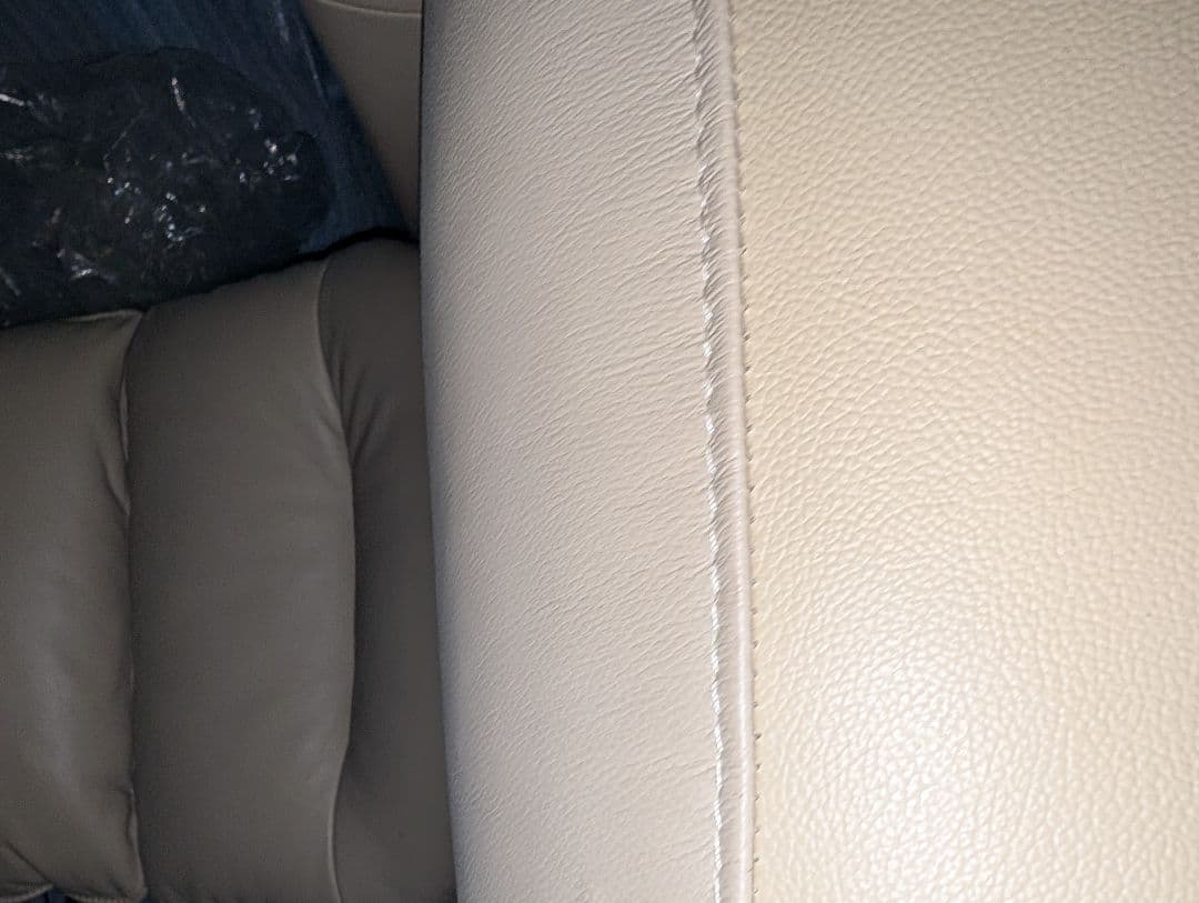 電動本革リクライニングパーソナルチェア(2モーターLE01BE)