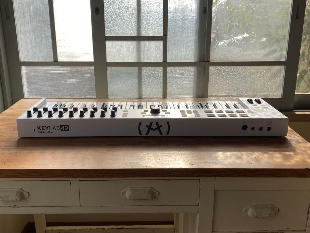 ARTURIA KEYLAB Essential 49 MIDIキーボード