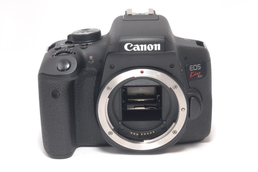 ⭐️遠くも近くもキレイ⭐️Canon Kiss X8i キャノン　デジタル一眼