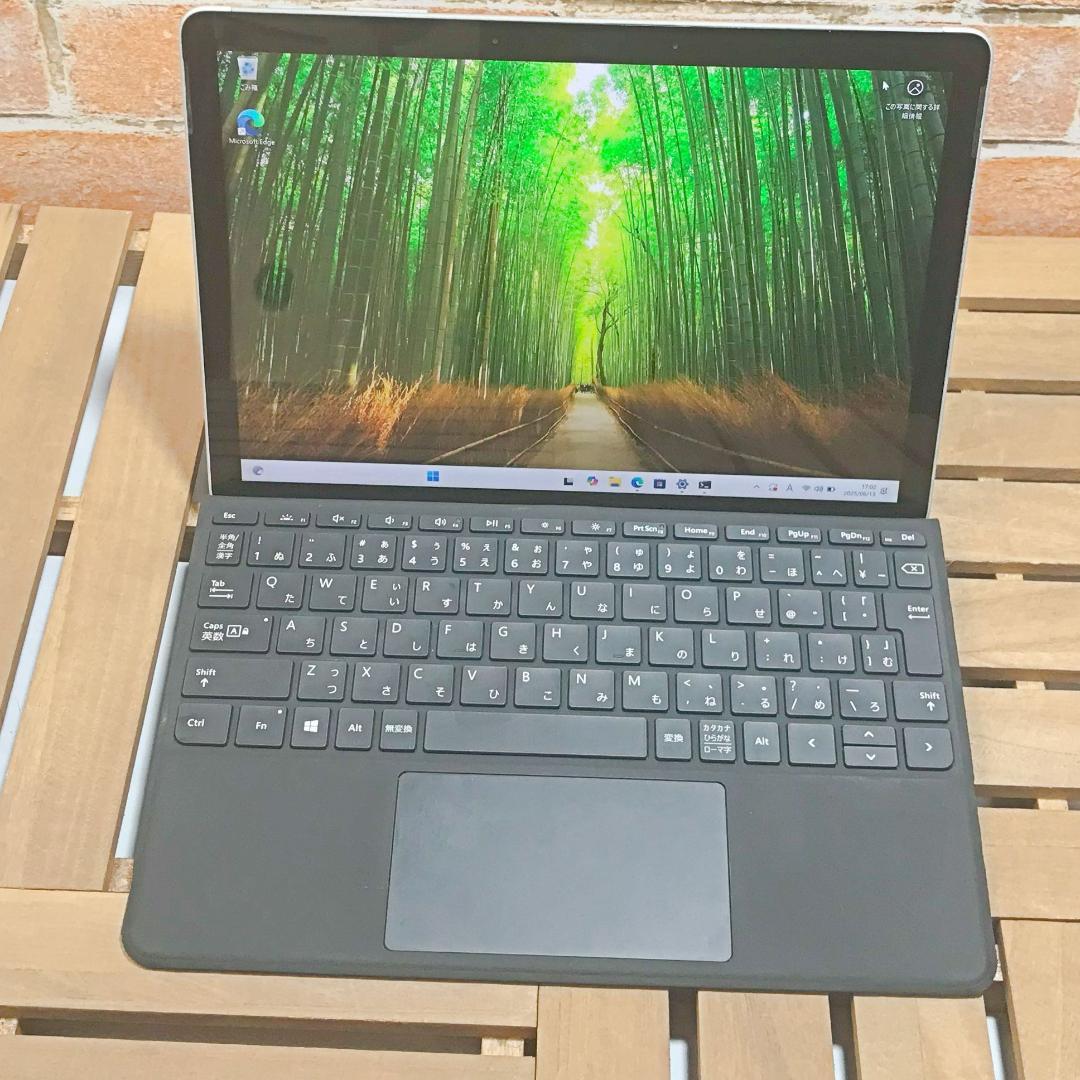 (2488)Surface Go 2 8GB m3 バッテリー新品同様◎