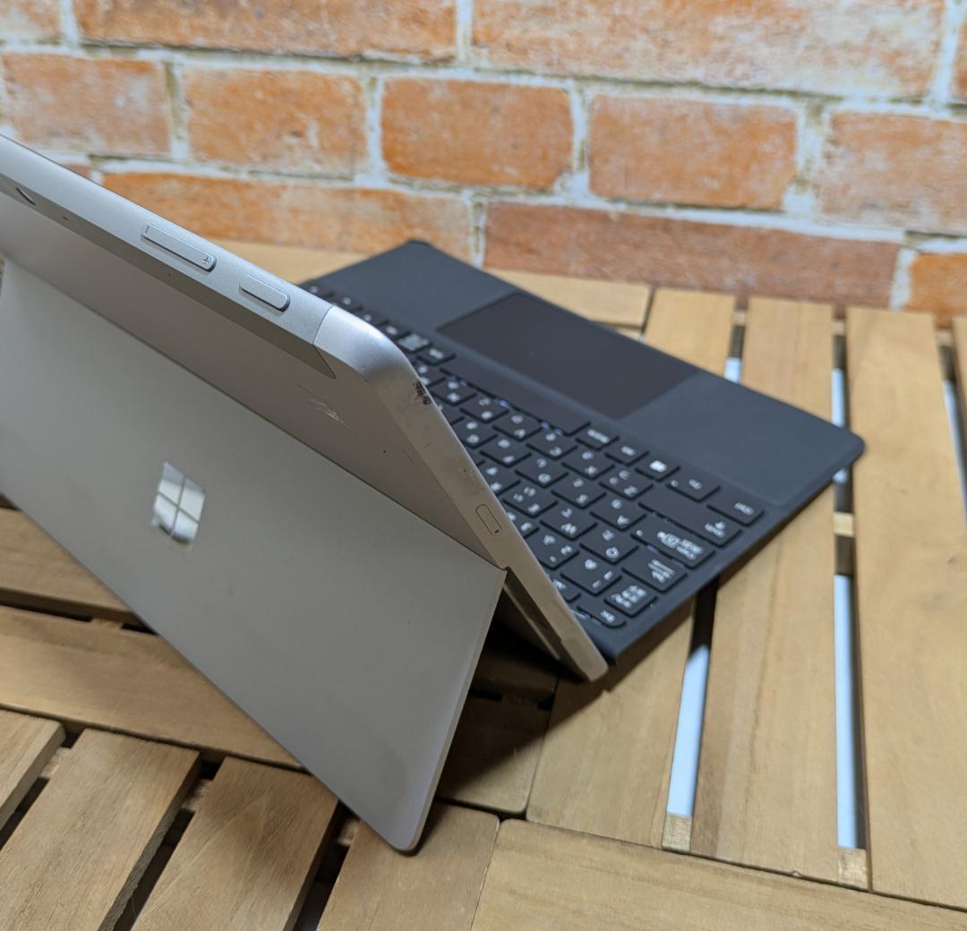 (2488)Surface Go 2 8GB m3 バッテリー新品同様◎