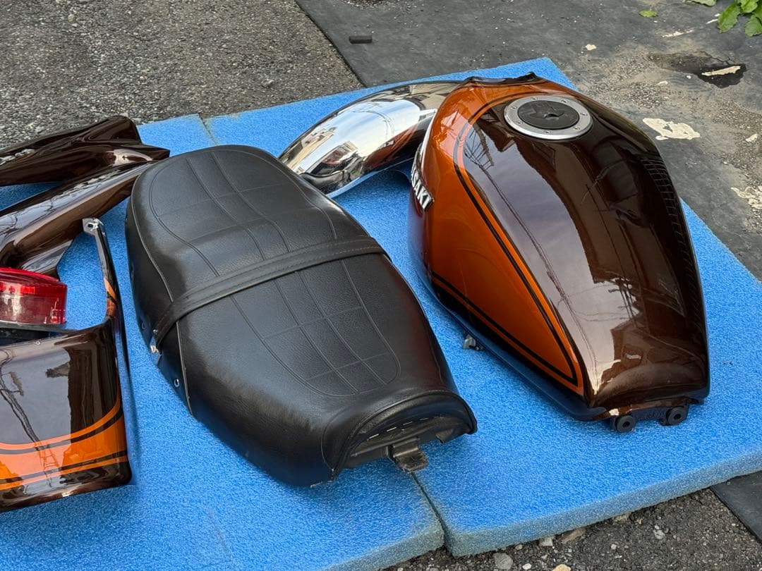 KAWASAKI ゼファー400 Z2仕様　外装セット　火の玉