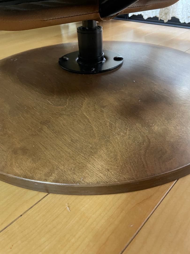 お値下げいたします！本革パーソナルチェア　リクライニングチェア　ニトリ