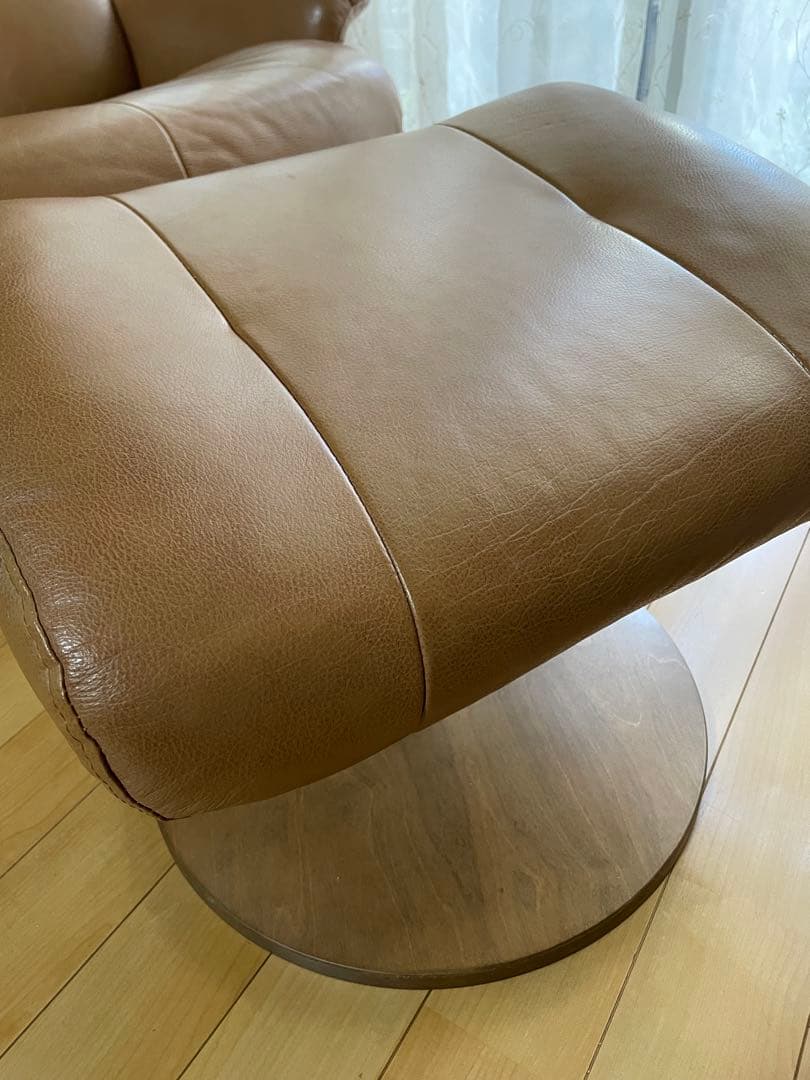 お値下げいたします！本革パーソナルチェア　リクライニングチェア　ニトリ