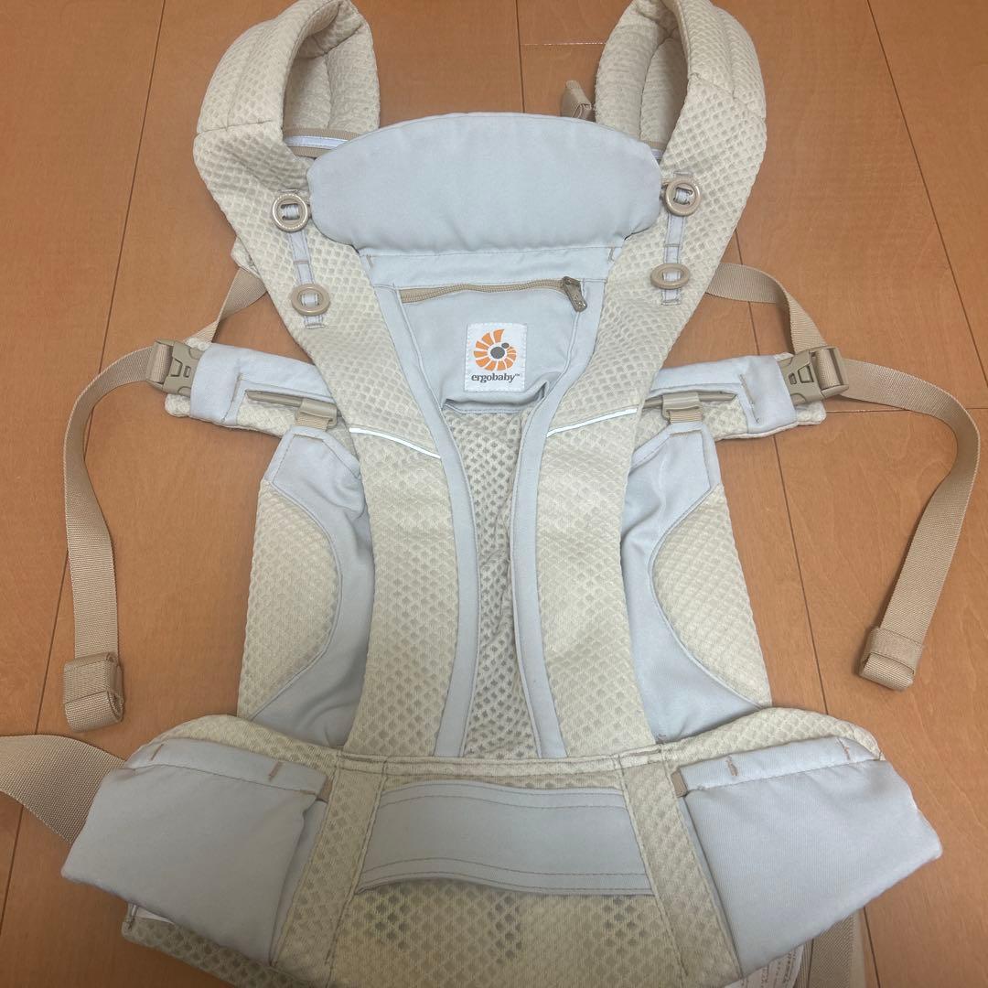 ergobaby オムニブリーズ抱っこ紐 ベージュ