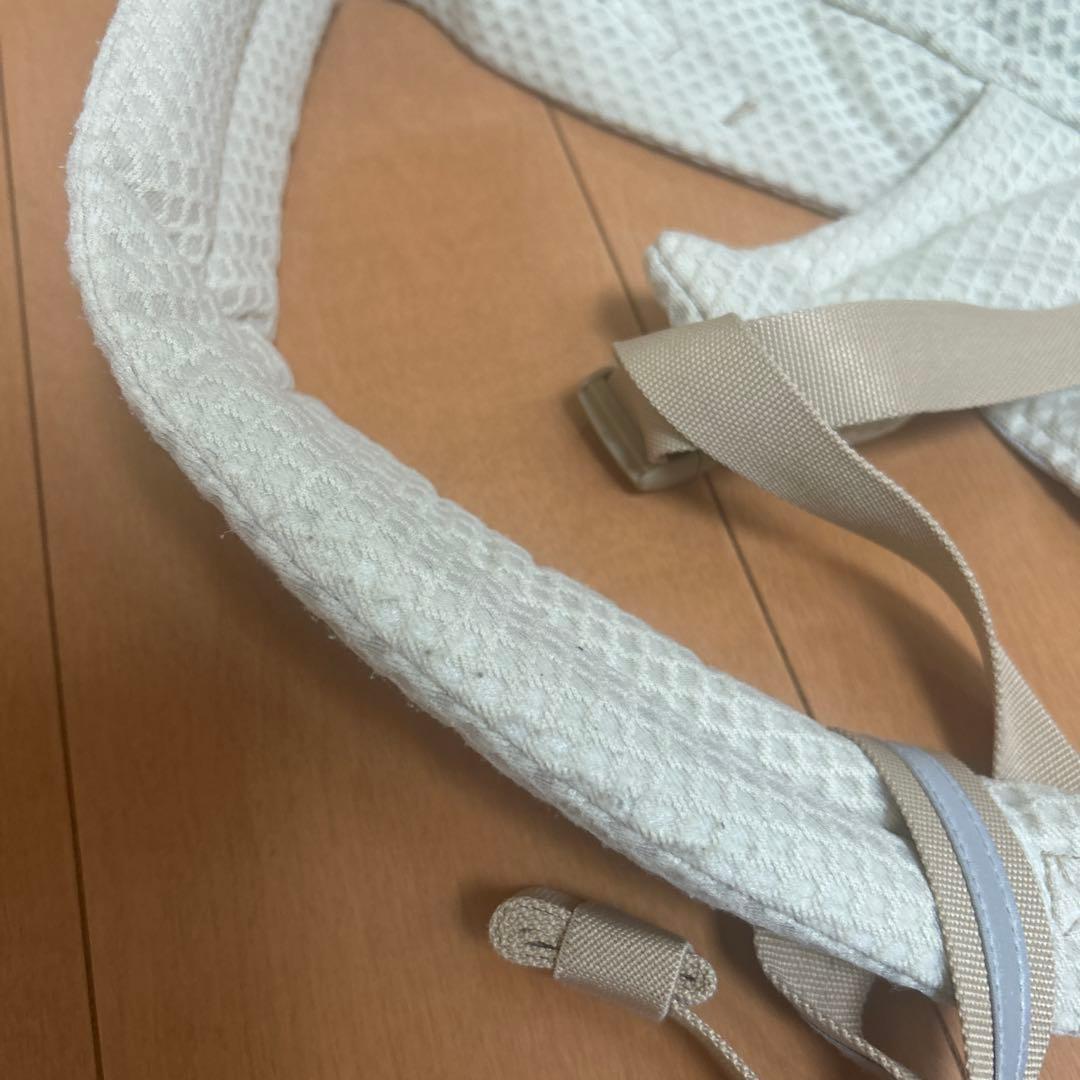 ergobaby オムニブリーズ抱っこ紐 ベージュ