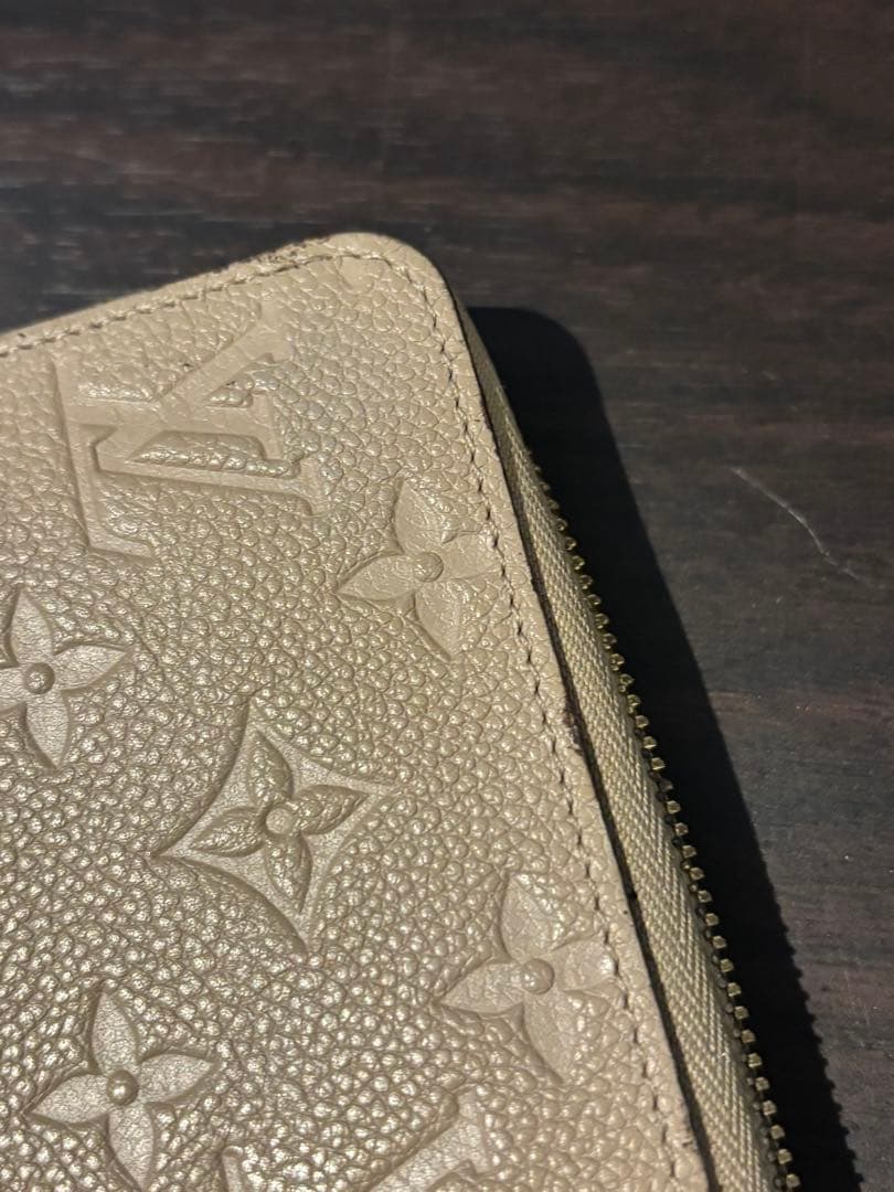 Louis Vuitton ヴィトン　アンプラント　ラウンドファスナー長財布