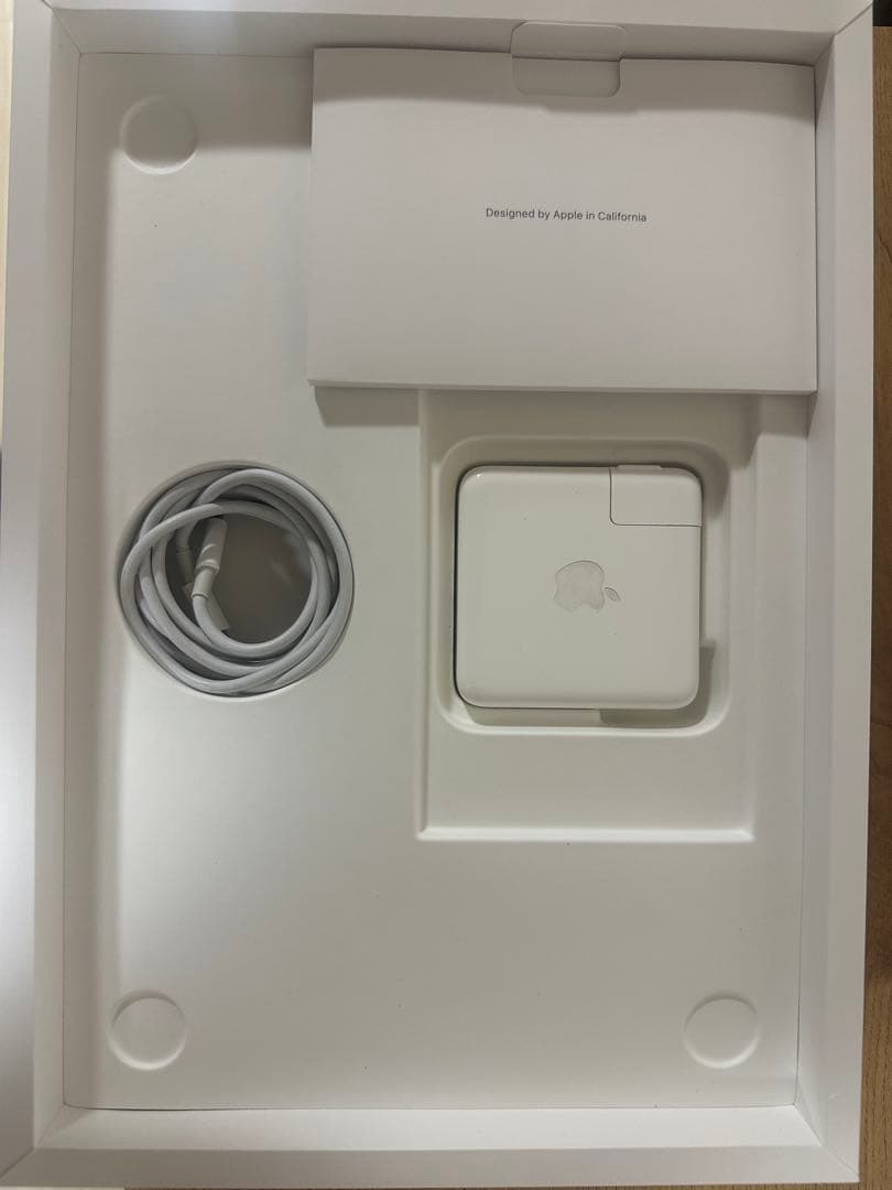 【美品】MacBook Pro M1 13インチ 8GB 256GB