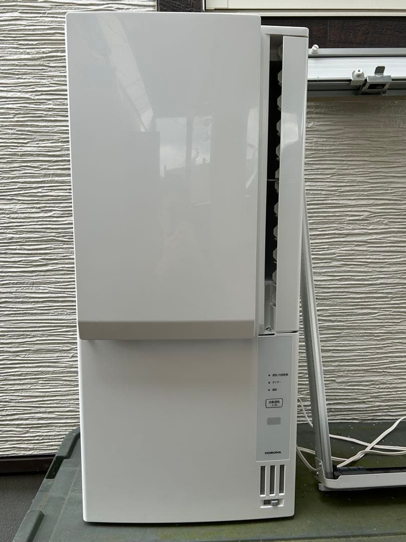 美品24年製 CORONA CWH-A1824R-W 窓エアコン 本体 ホワイト