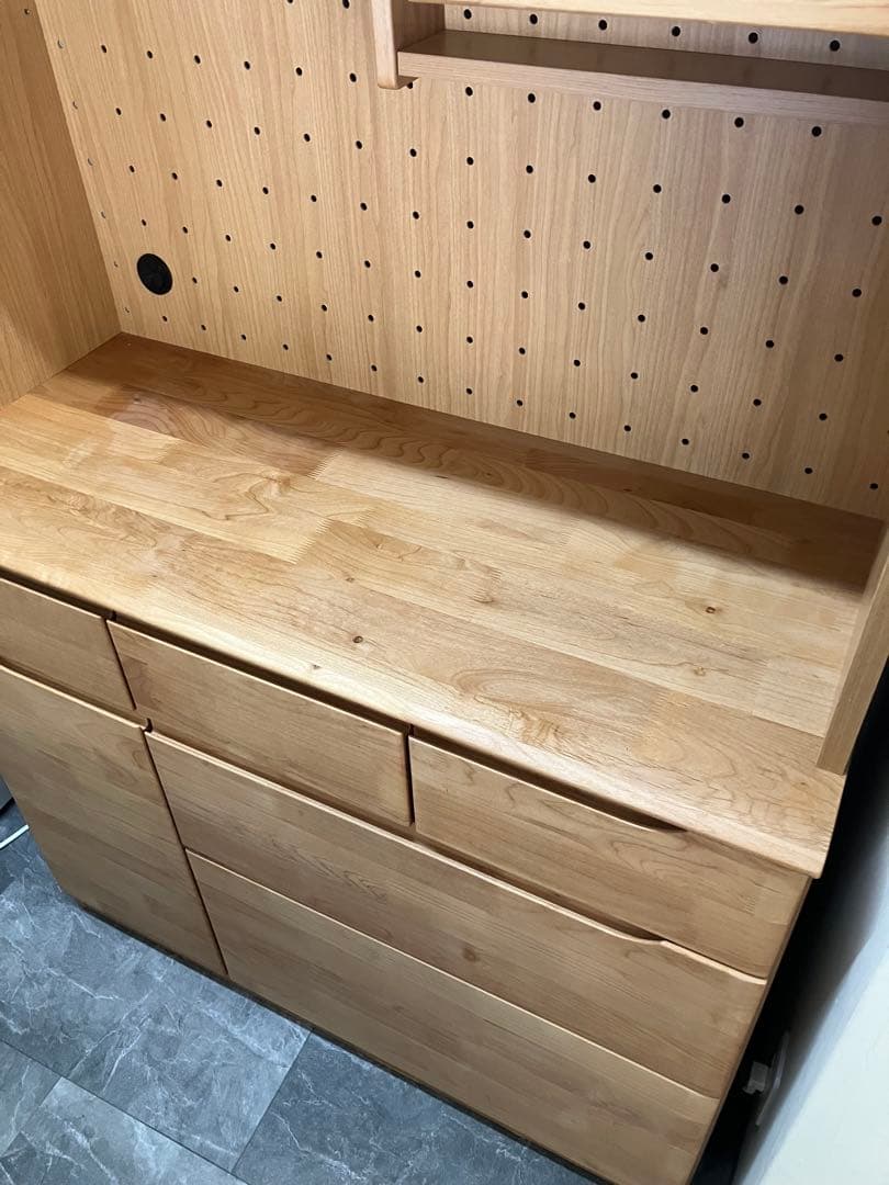 美品☆ニトリ　カップボード　食器棚　キッチンボード　天然木★