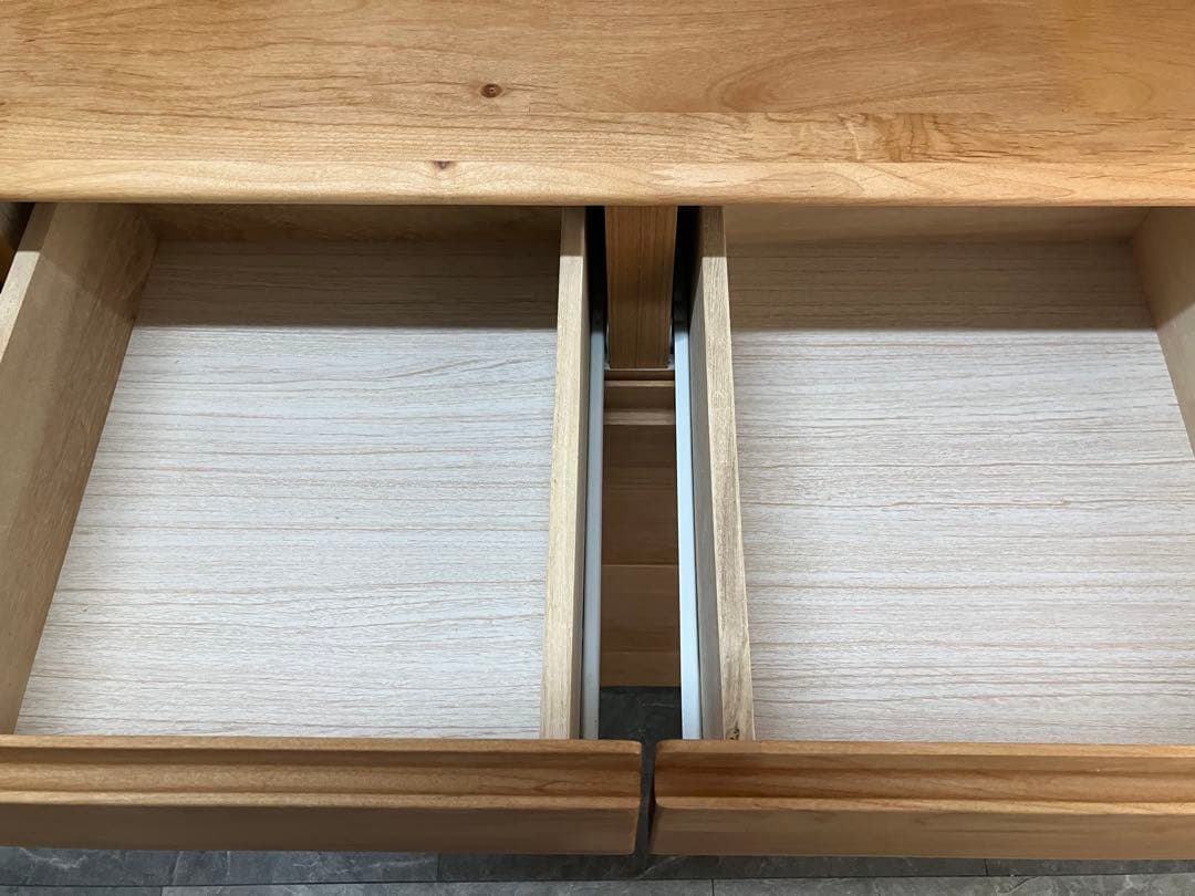 美品☆ニトリ　カップボード　食器棚　キッチンボード　天然木★