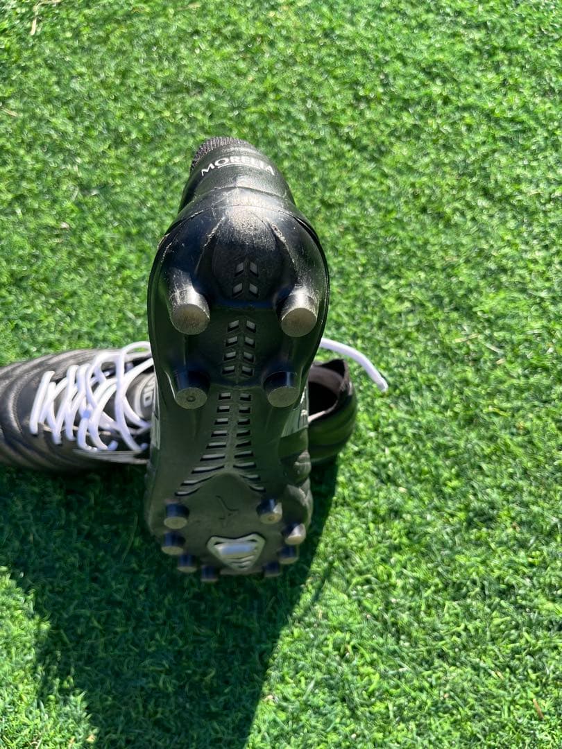 ミズノ　モレリアネオ4