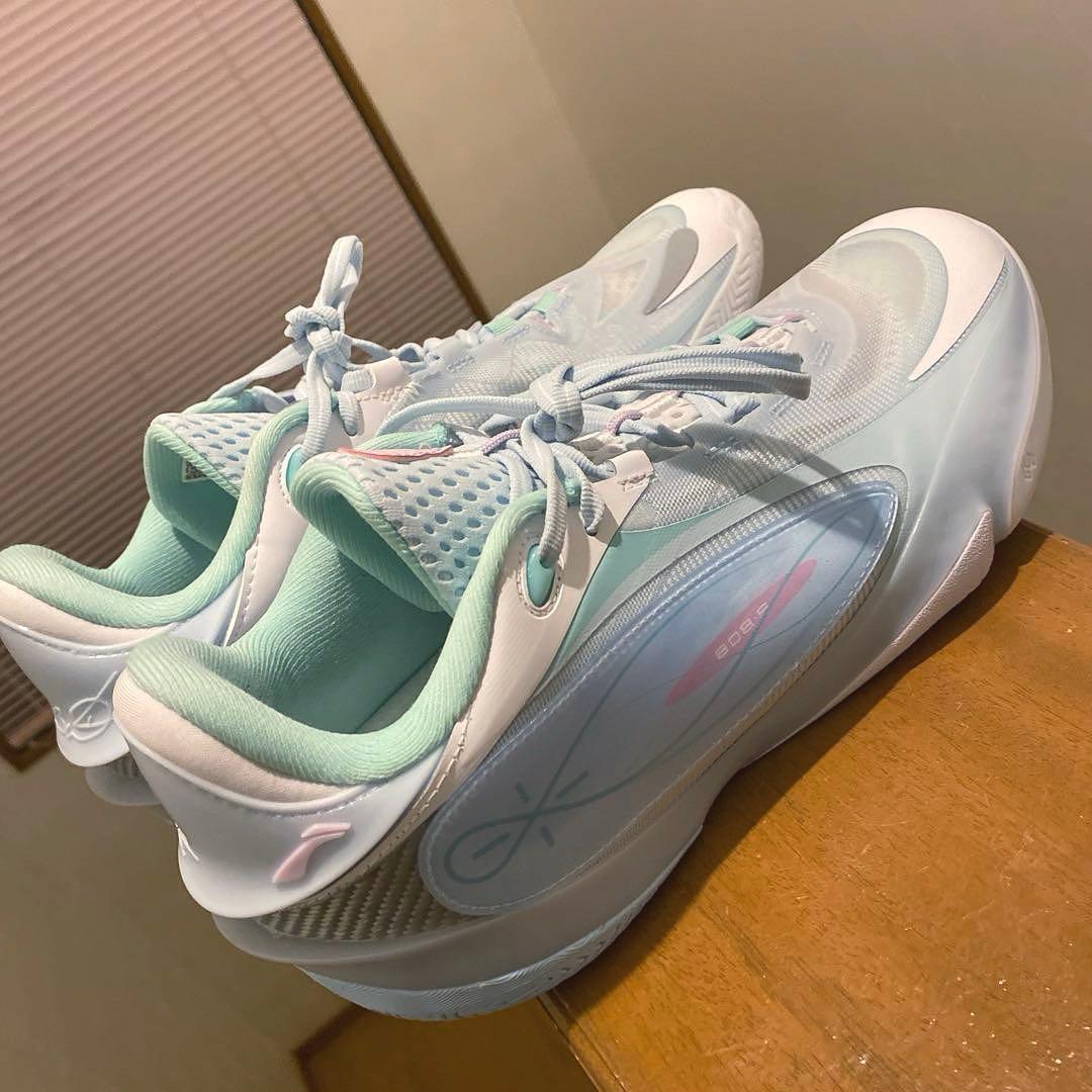 LI-NING ウェイド 808S 28.0