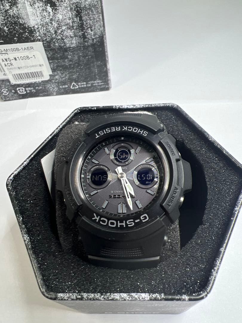 【箱付美品】CASIO G-SHOCK AWG-M100B-1ACR ソーラー