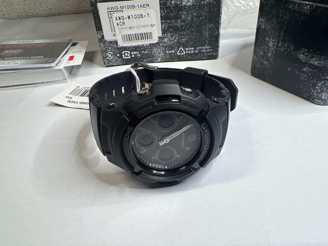 【箱付美品】CASIO G-SHOCK AWG-M100B-1ACR ソーラー