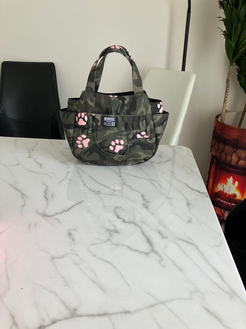 774 ローザ　大きめデニムリメイクバック