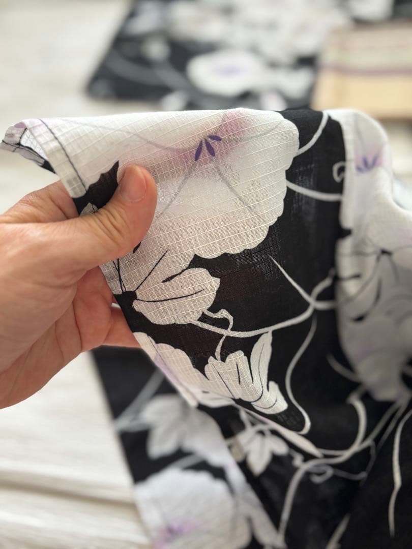 浴衣　綿紅梅　朝顔　黒白　モノトーン　菫色