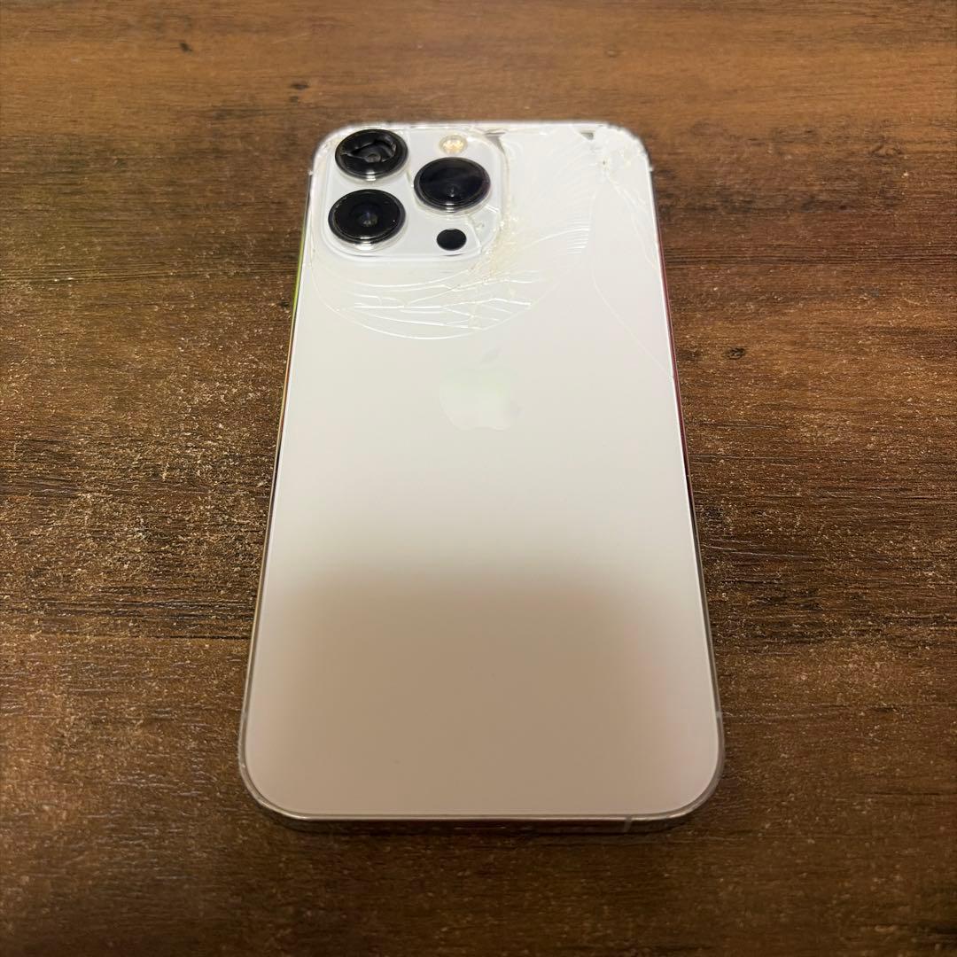 Apple iPhone 13 Pro ホワイト 本体　256GB