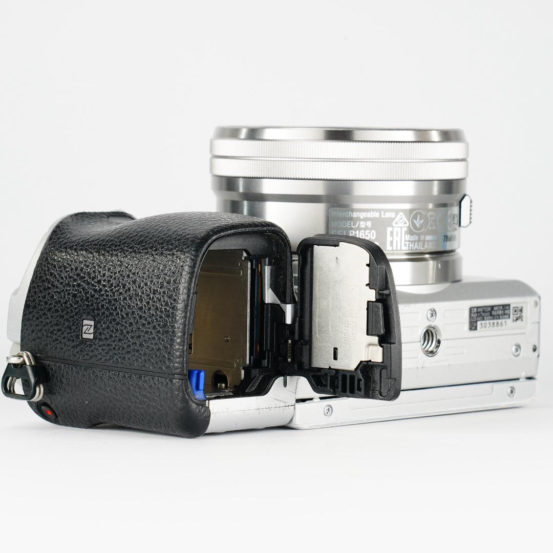 2度と戻らない瞬間を美しく、最高カメラ SONY α6400 ミラーレス 861