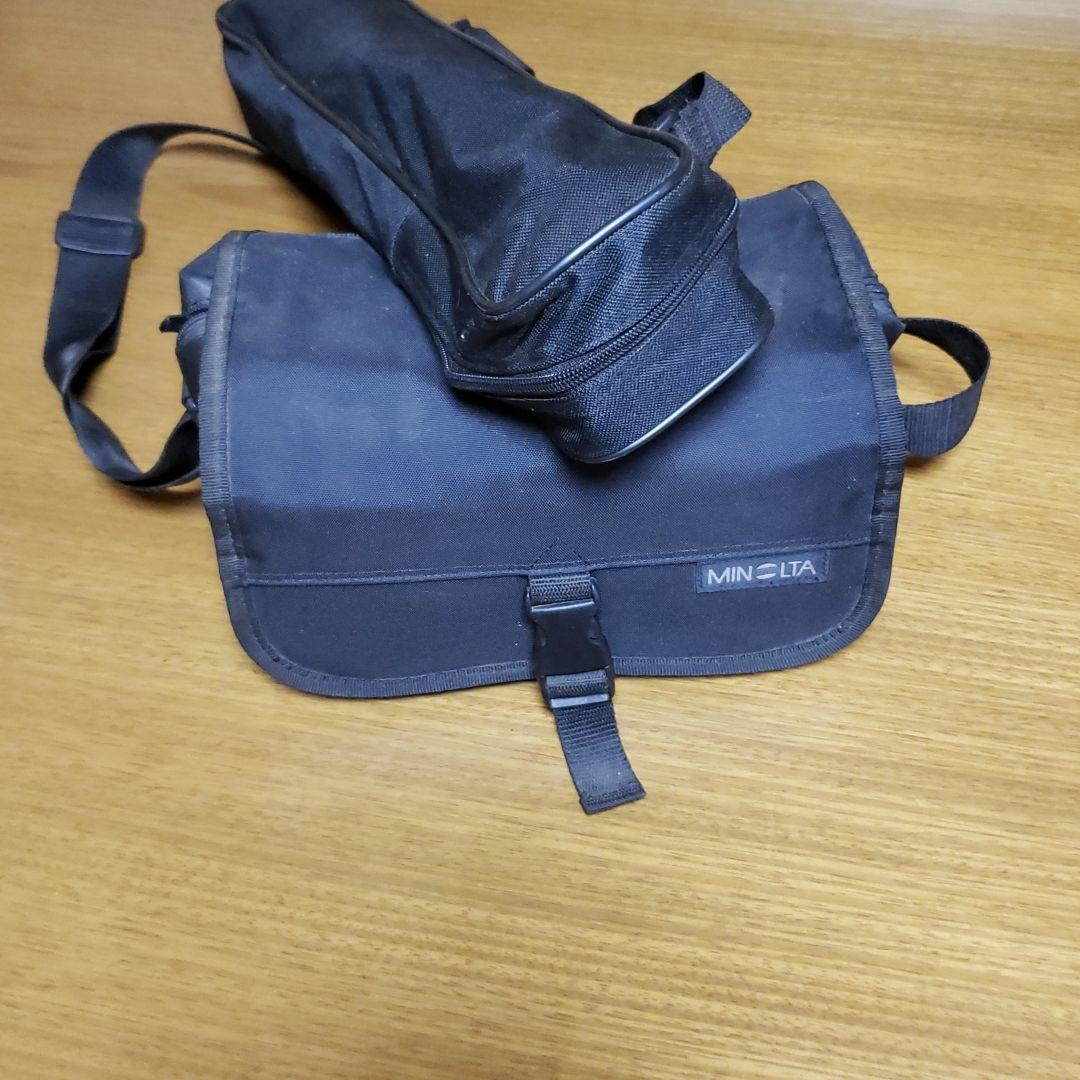 ミノルタカメラフィルム式。三脚付き。