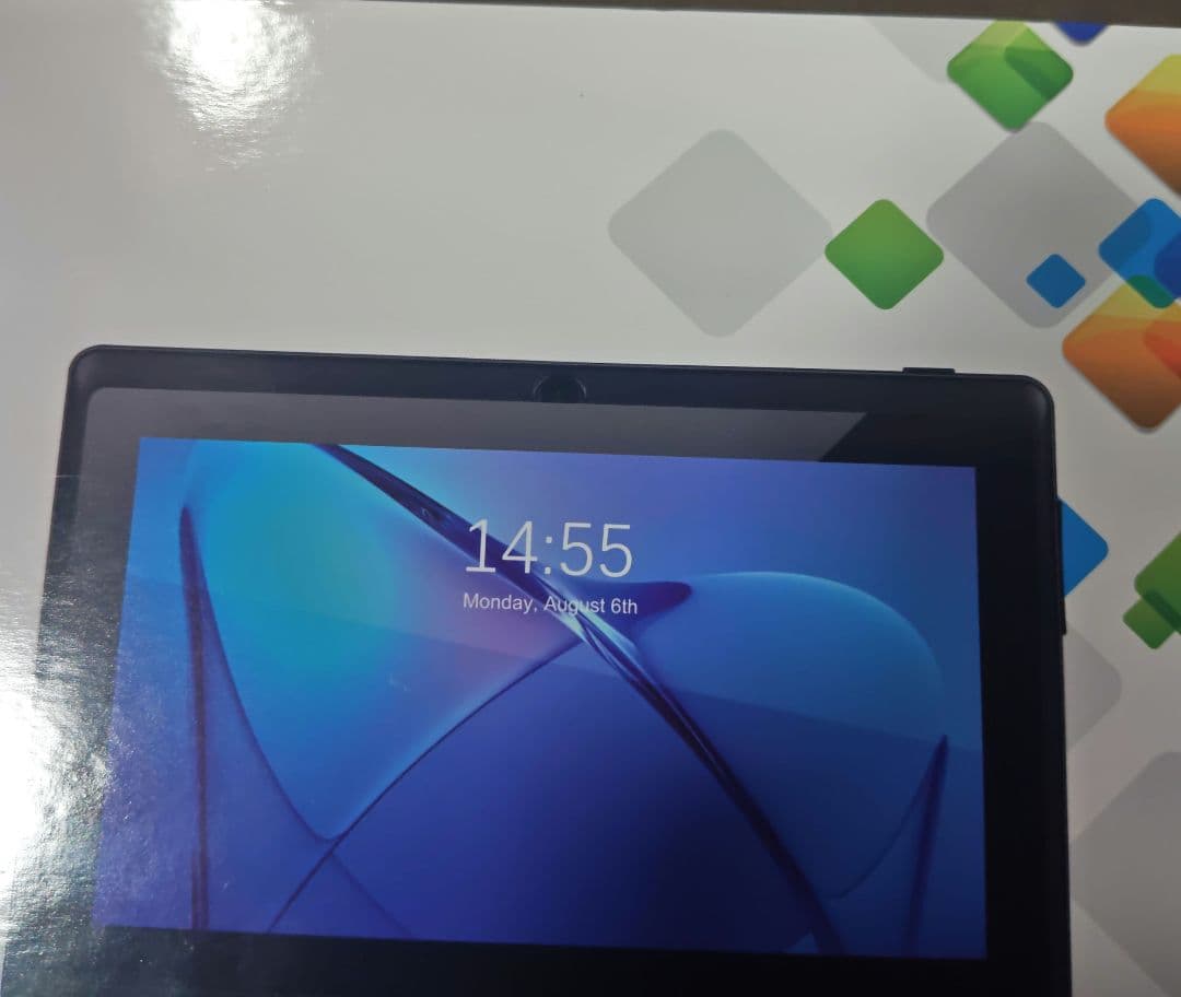 タブレット pc　タブレットケース付き 2GB+32GB