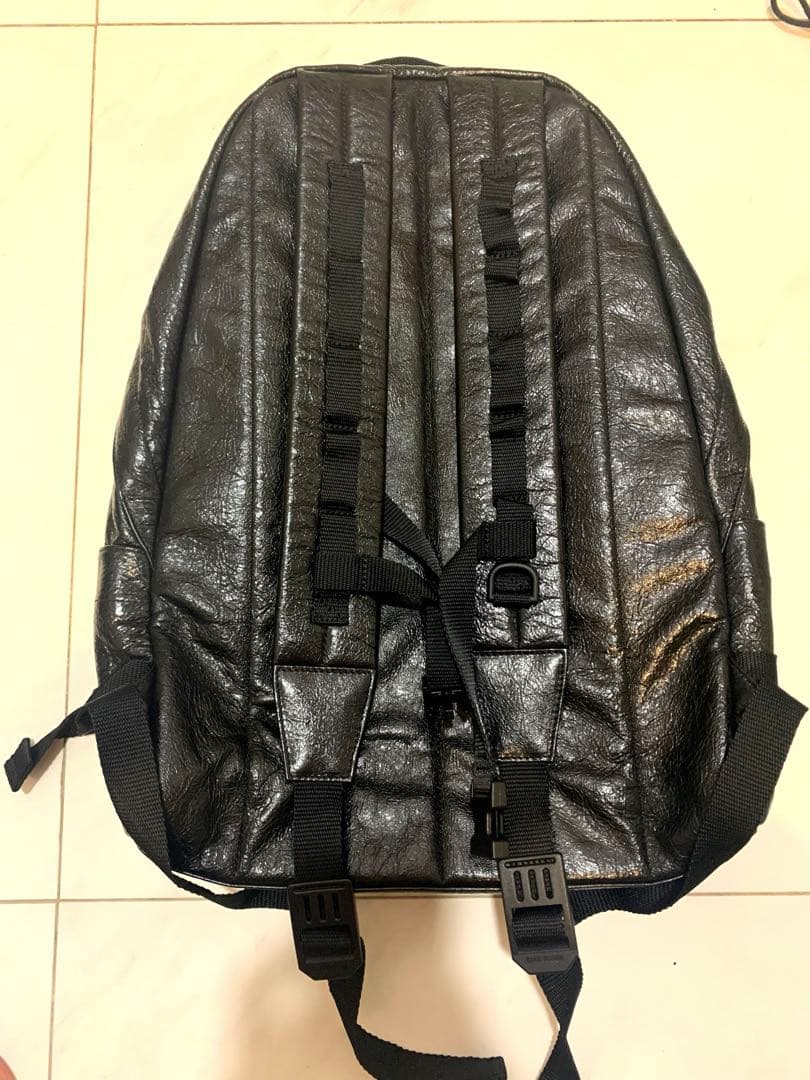 BALENCIAGA Armyバックパックミディアムブラック アリーナラムスキン