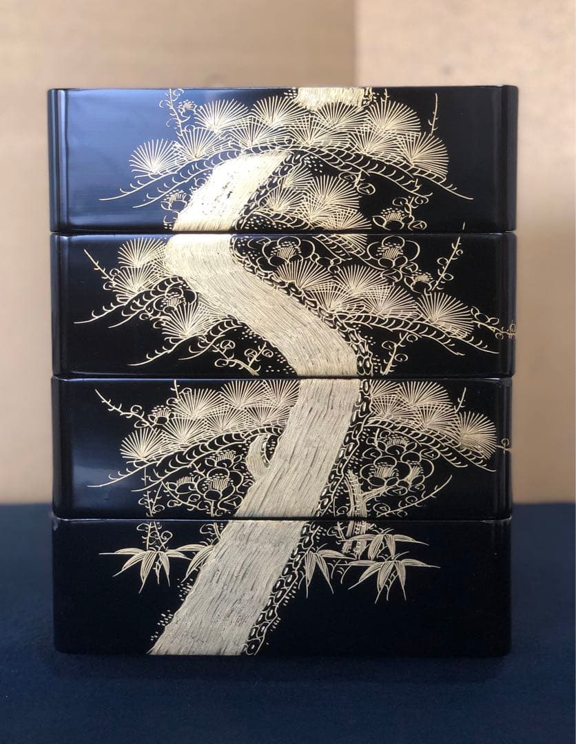 ❗️割引《R》黒内朱 沈金松竹梅 四段重 替蓋付 木箱　251117え2