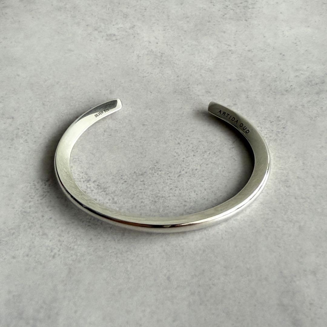 ARTIDA OUD アルティーダウード シルバー バングル bone