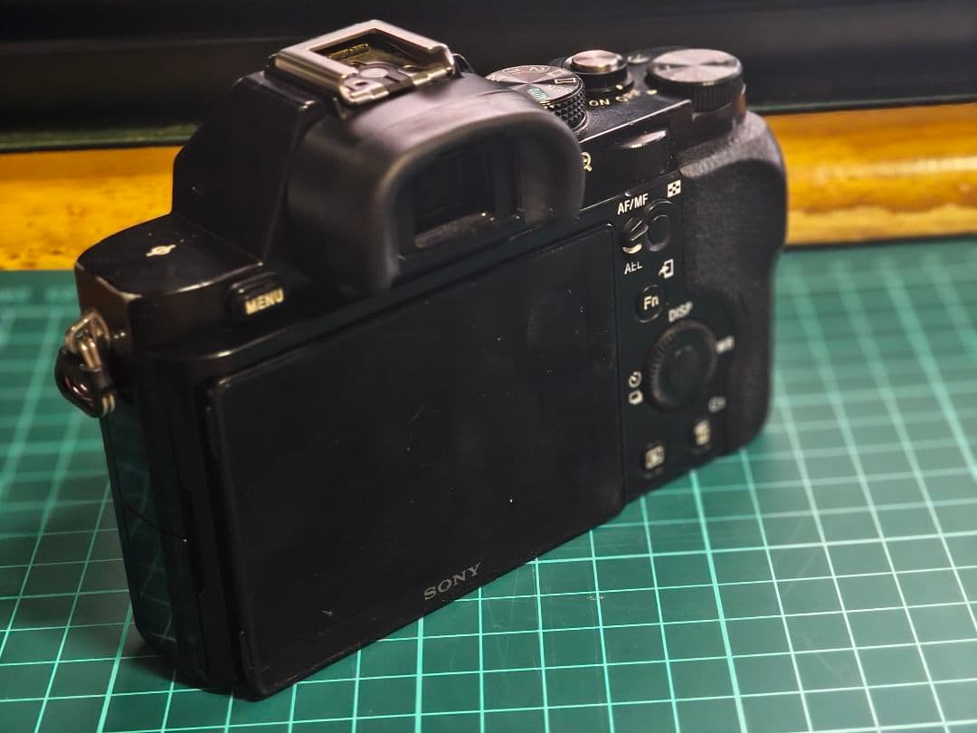 【ジャンク】Sony α7 フルサイズ ミラーレスカメラ