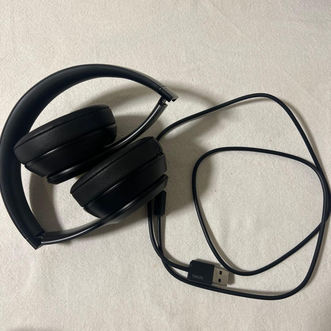 未使用に近い　Beats Solo3 ワイヤレスヘッドホン ブラック　セット