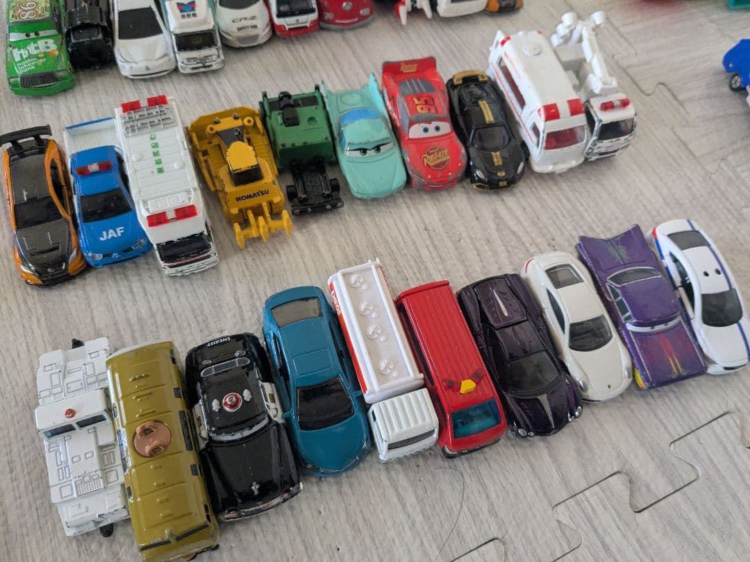 トミカ　まとめ売り　約110台
