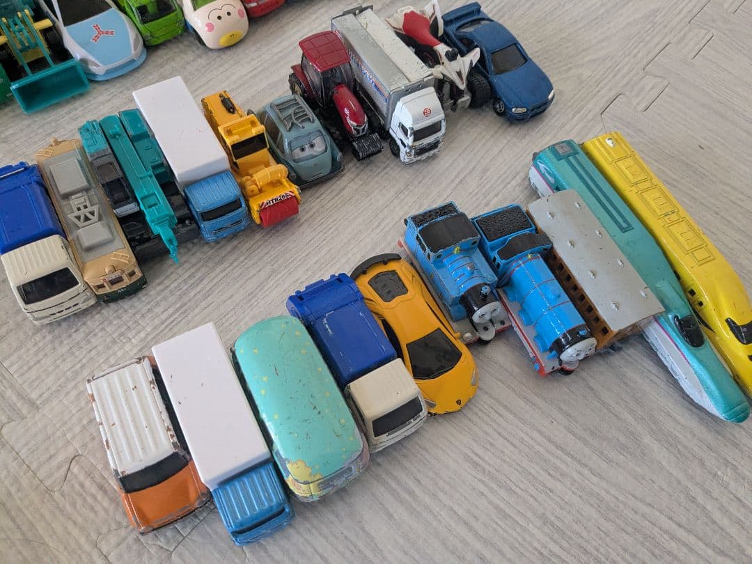 トミカ　まとめ売り　約110台