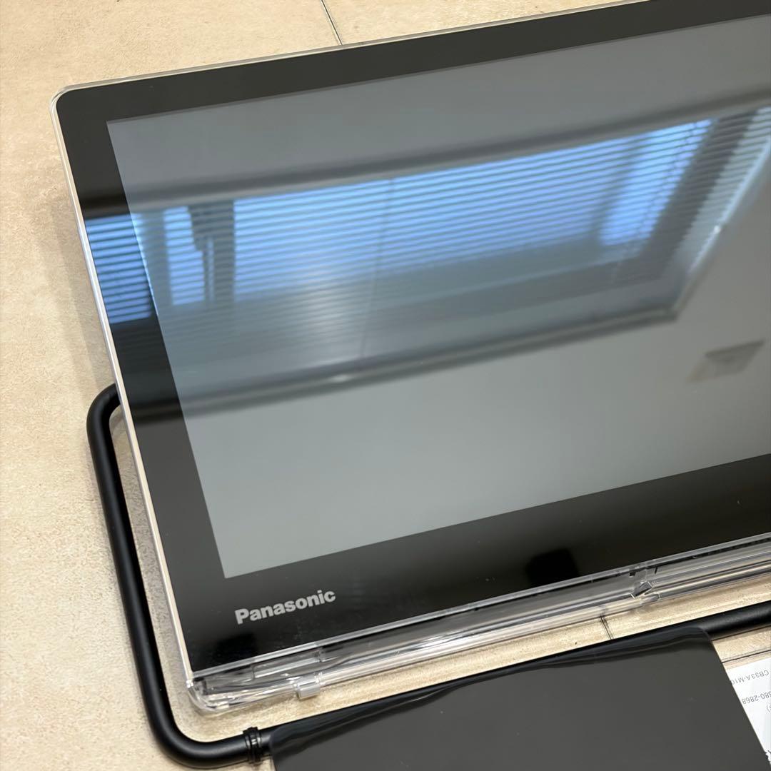 Panasonic ポータブルテレビ UN-15S11 15インチ￼ VIERA